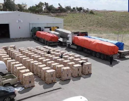 约旦向加沙运送新一批救援物资