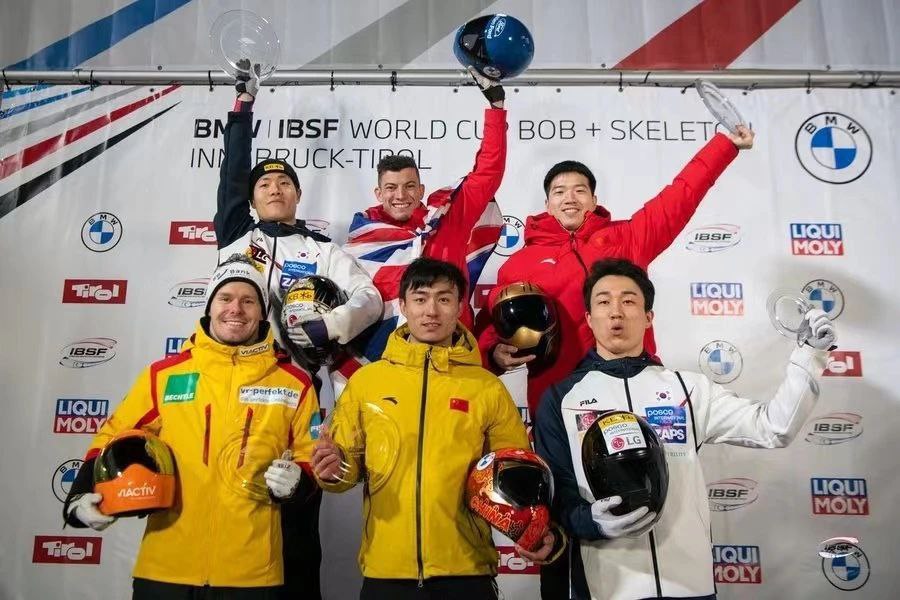 钢架雪车世界杯因斯布鲁克站 中国选手陈文浩获铜牌