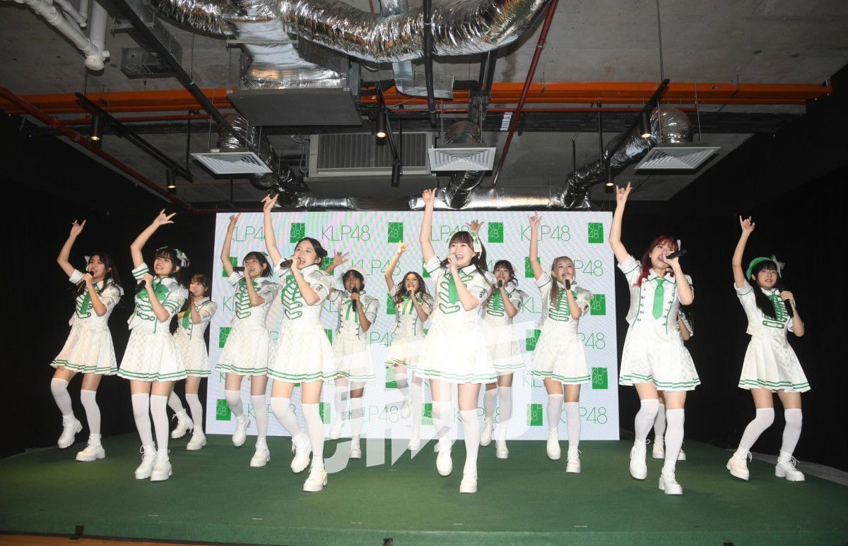 AKB48大马姐妹团KLP48正式出道　最小团员年仅15岁