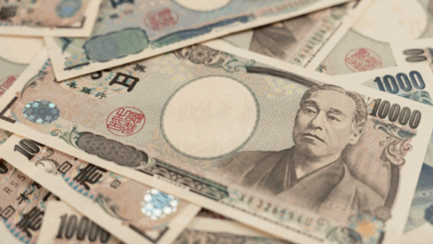 传日本干预汇市，财务大臣铃木俊一：不予置评